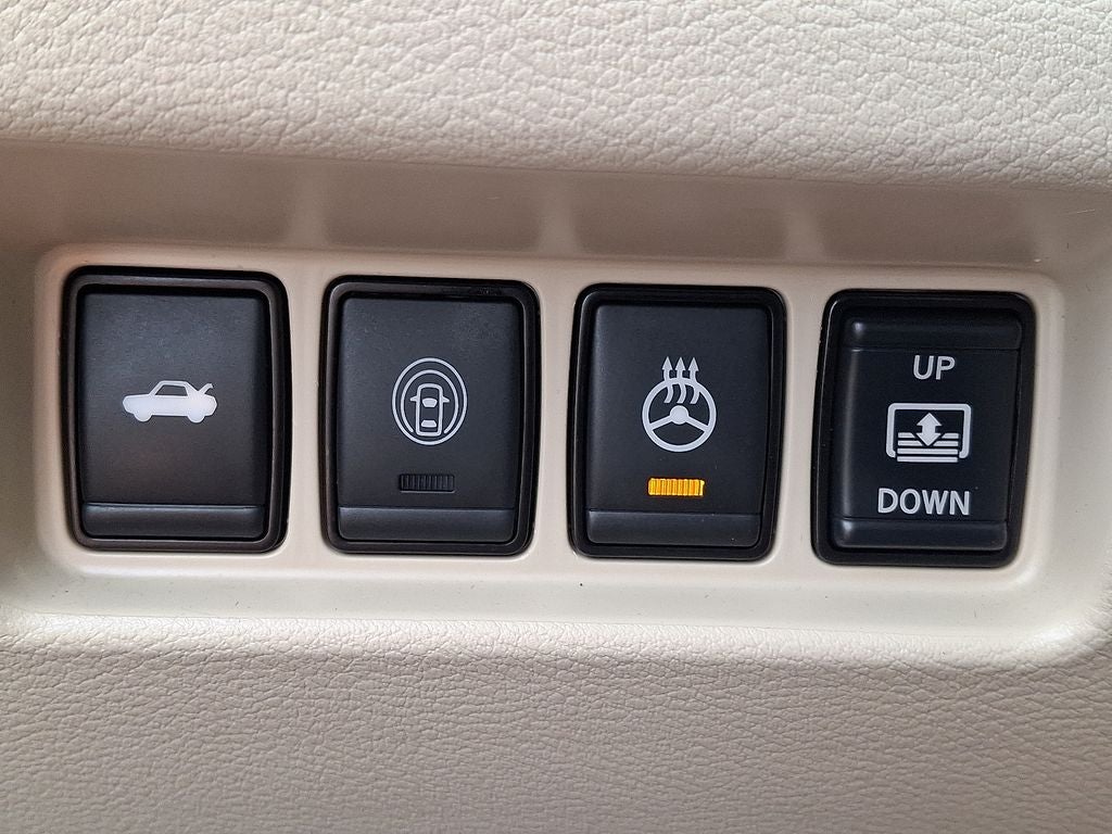 2023 Nissan Maxima Platinum