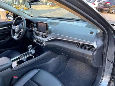 2024 Nissan Altima 2.5 SR Sedan