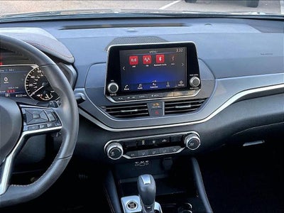 2024 Nissan Altima 2.5 SR Sedan