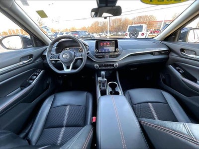 2024 Nissan Altima 2.5 SR Sedan