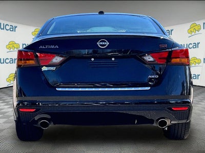 2023 Nissan Altima 2.5 SR