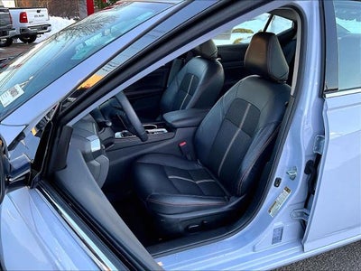 2024 Nissan Altima 2.5 SR AWD Sedan