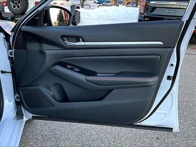 2024 Nissan Altima 2.5 SR AWD Sedan