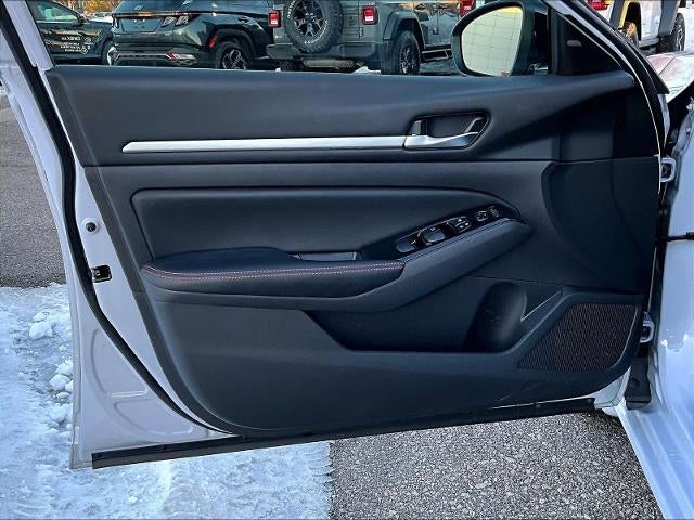 2024 Nissan Altima 2.5 SR AWD Sedan