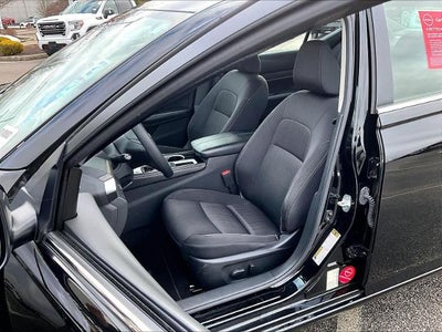 2023 Nissan Altima 2.5 SV Sedan