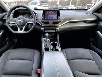 2023 Nissan Altima 2.5 SV Sedan