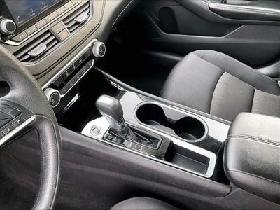 2024 Nissan Altima 2.5 SV Sedan