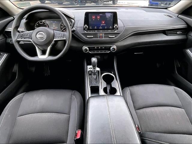 2024 Nissan Altima 2.5 SV Sedan