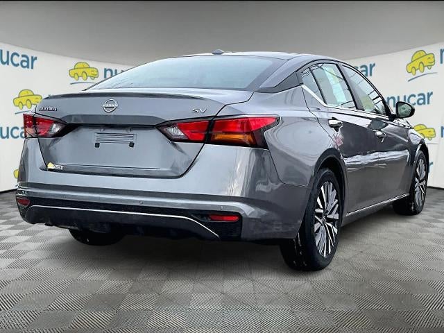 2024 Nissan Altima 2.5 SV Sedan