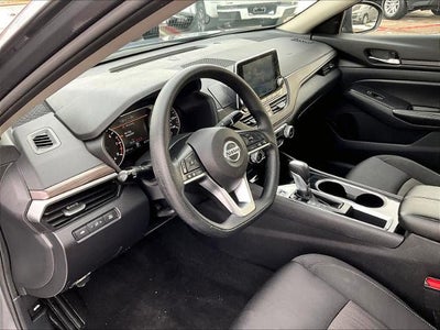 2024 Nissan Altima 2.5 SV Sedan