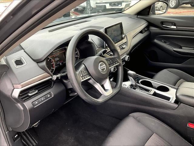 2024 Nissan Altima 2.5 SV Sedan