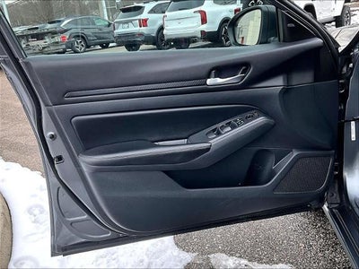 2024 Nissan Altima 2.5 SV Sedan