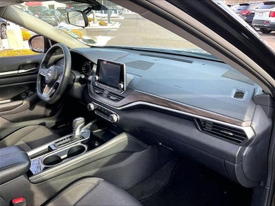 2023 Nissan Altima 2.5 SV Sedan