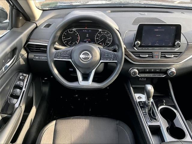 2023 Nissan Altima 2.5 SV Sedan