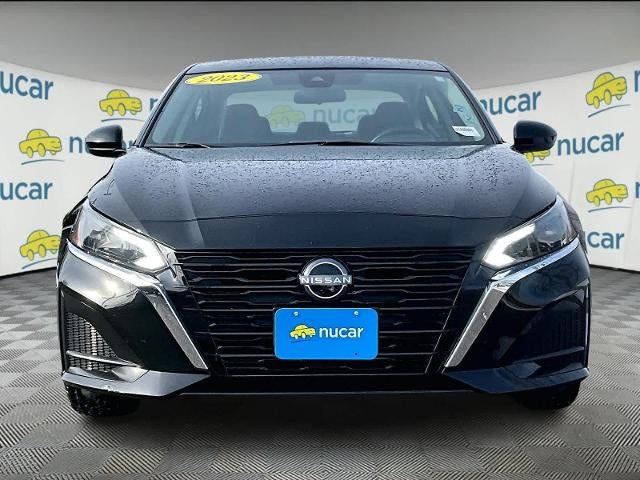 2023 Nissan Altima 2.5 SV Sedan