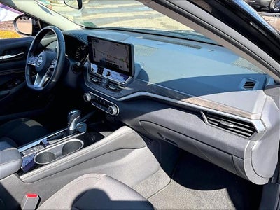 2023 Nissan Altima 2.5 SV AWD Sedan