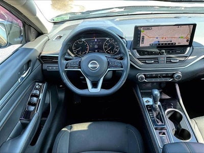 2023 Nissan Altima 2.5 SV AWD Sedan