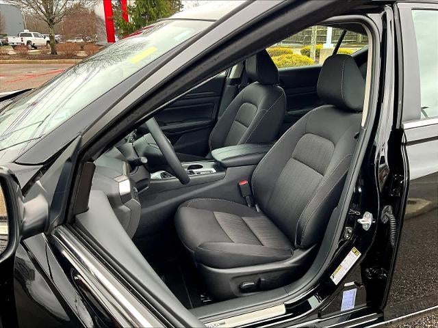 2025 Nissan Altima SV AWD