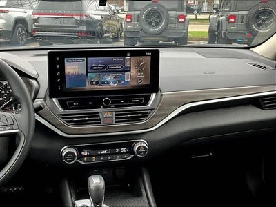 2025 Nissan Altima SV AWD