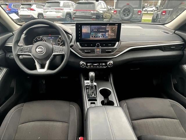 2025 Nissan Altima SV AWD