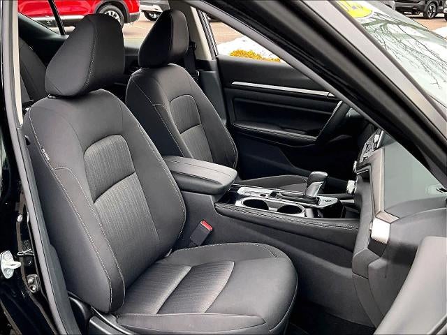 2023 Nissan Altima 2.5 SV AWD Sedan