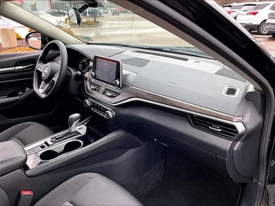 2023 Nissan Altima 2.5 SV AWD Sedan
