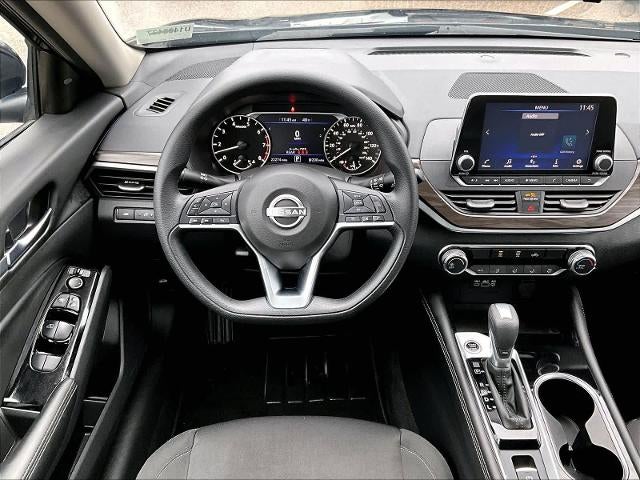 2023 Nissan Altima 2.5 SV AWD Sedan