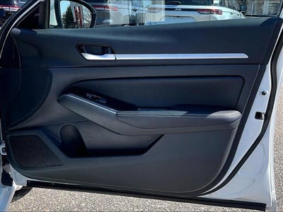 2024 Nissan Altima 2.5 SL Sedan