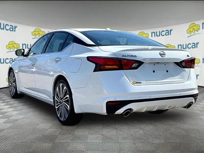 2024 Nissan Altima 2.5 SL Sedan