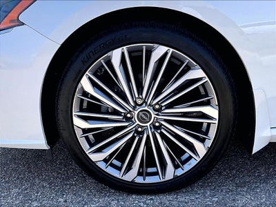 2024 Nissan Altima 2.5 SL Sedan