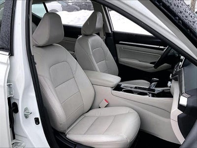 2022 Nissan Altima 2.5 SL AWD Sedan