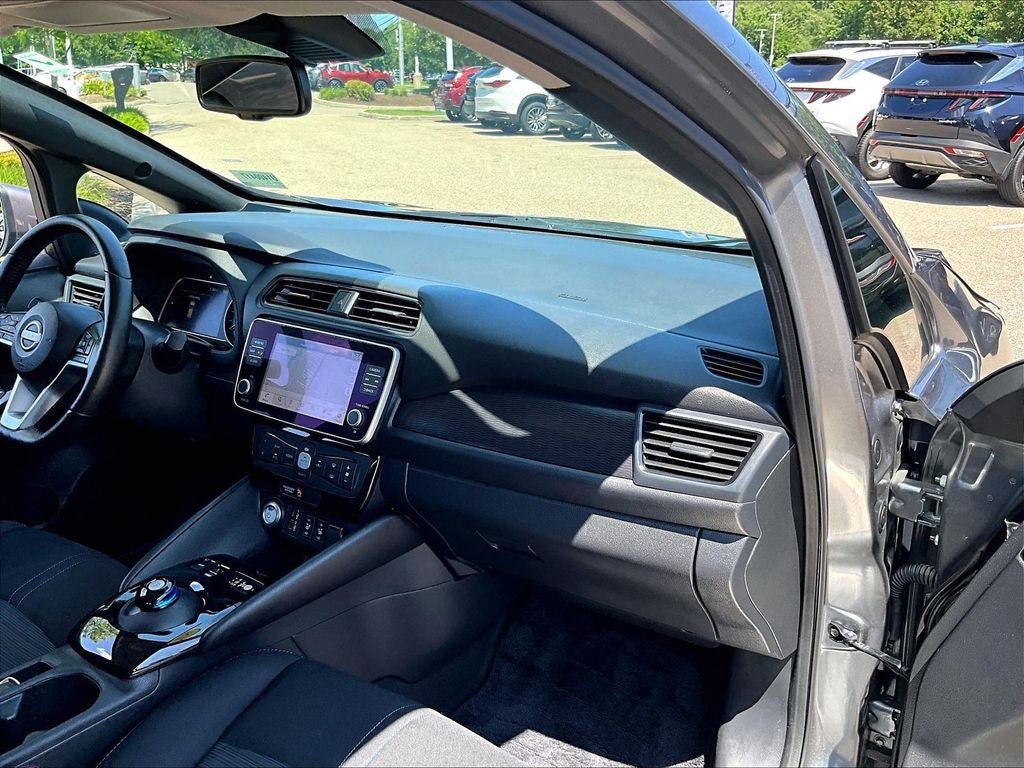 2024 Nissan LEAF SV PLUS