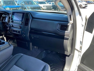 2024 Nissan Titan SV