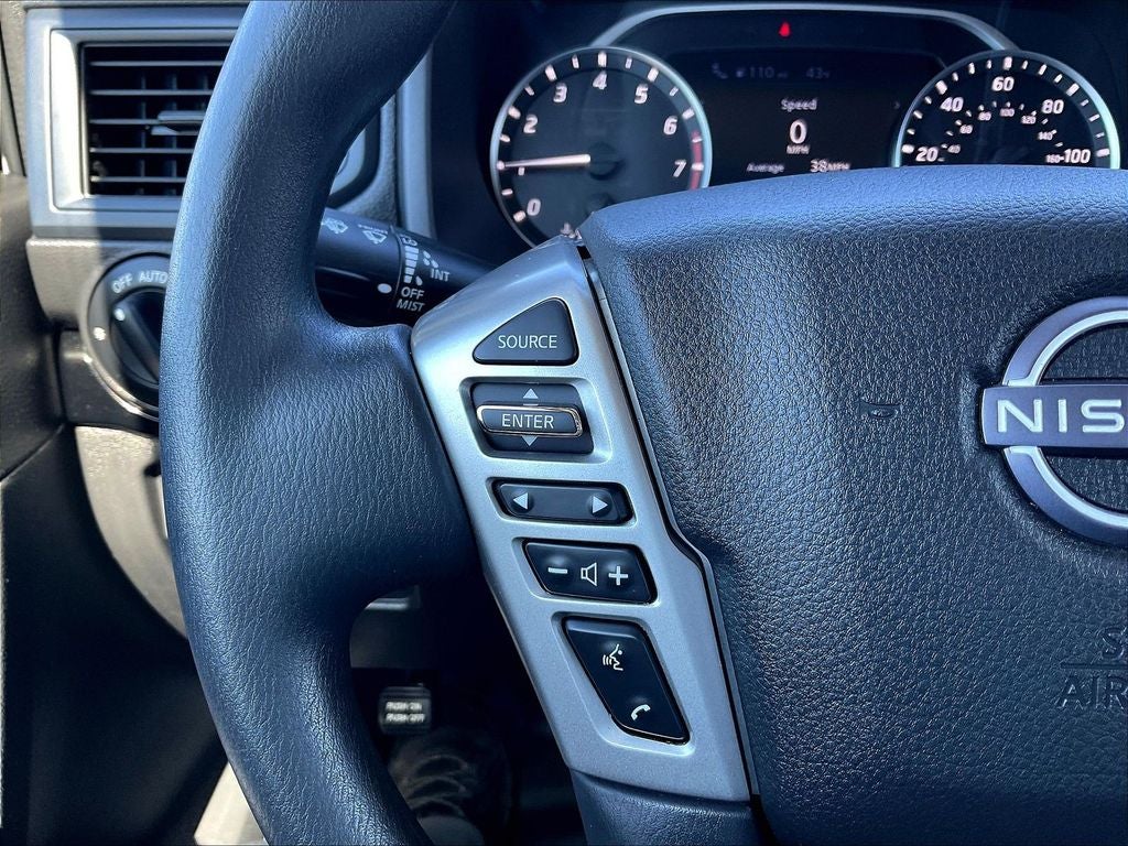 2024 Nissan Titan SV