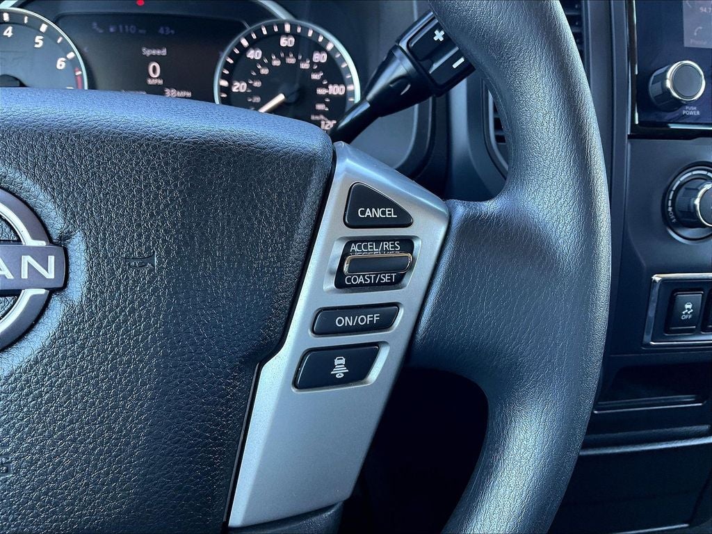 2024 Nissan Titan SV