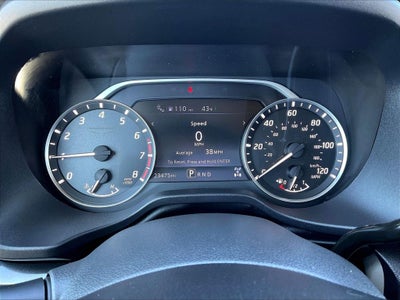 2024 Nissan Titan SV