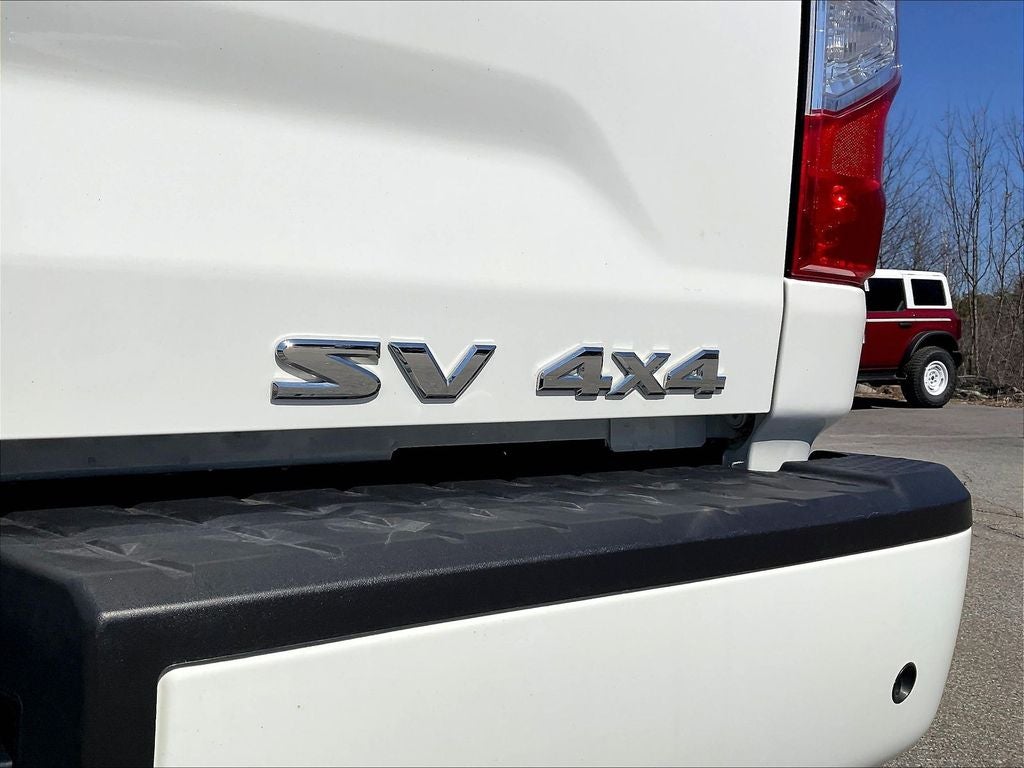 2024 Nissan Titan SV