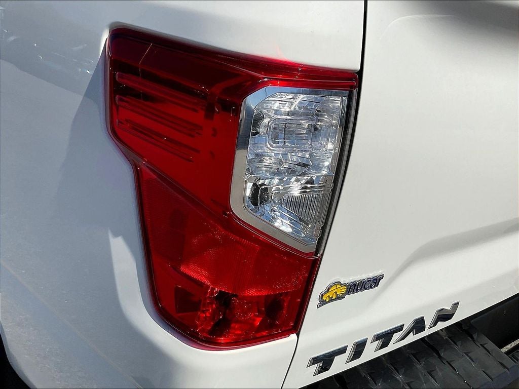 2024 Nissan Titan SV