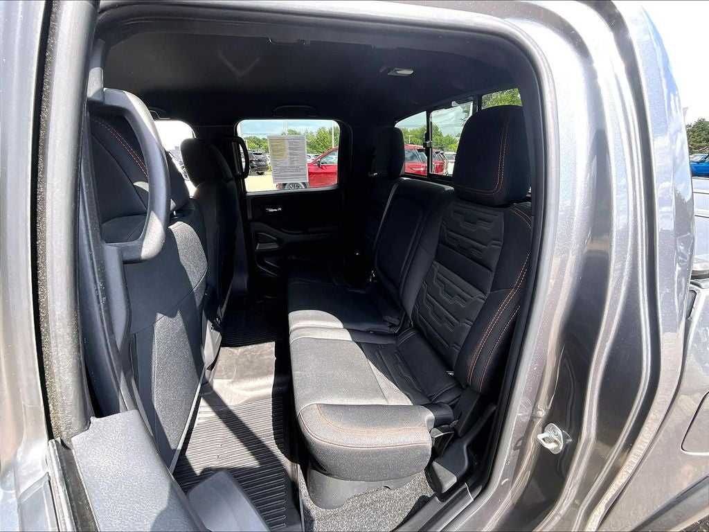2024 Nissan Frontier PRO-4X