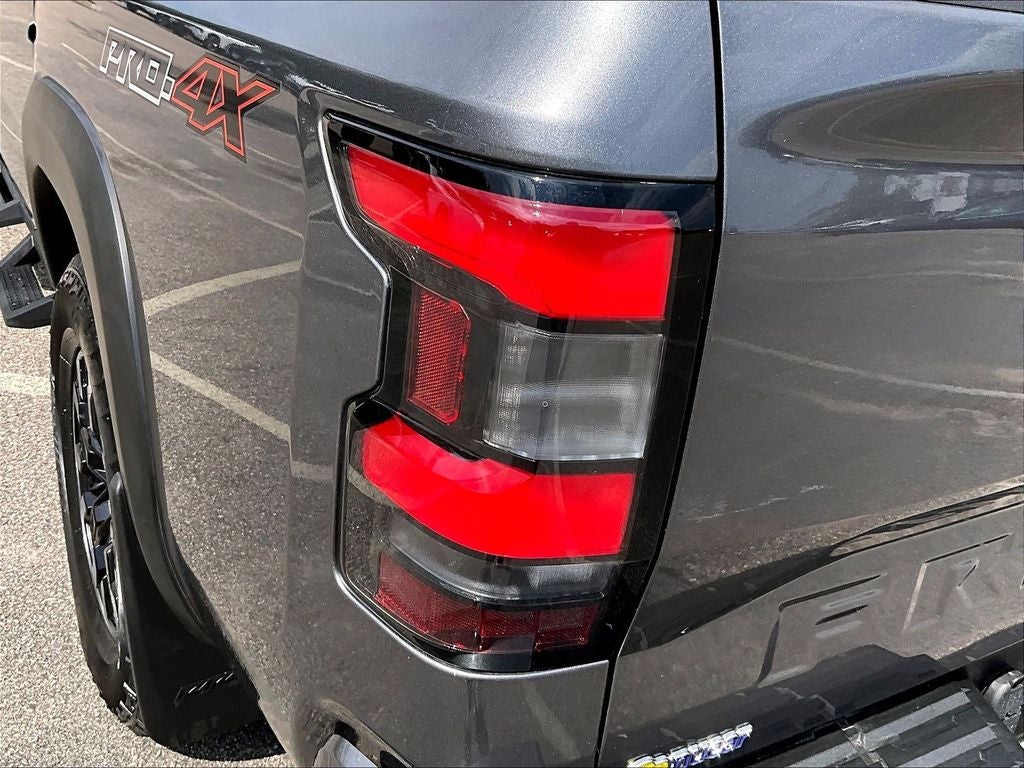 2024 Nissan Frontier PRO-4X