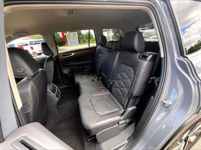2025 Volkswagen Atlas 2.0T SE w/Technology