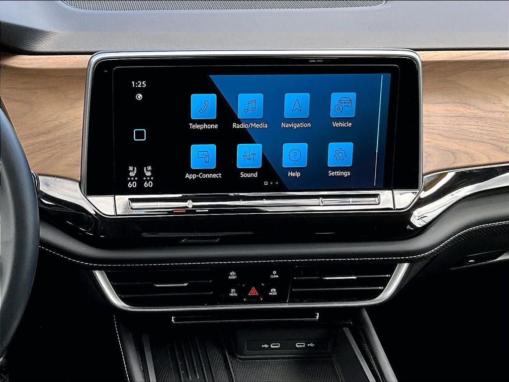 2025 Volkswagen Atlas 2.0T SE w/Technology