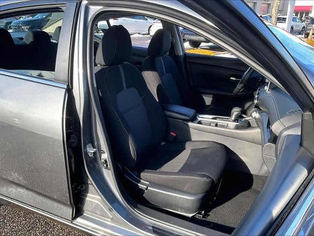 2024 Nissan Sentra SV CVT