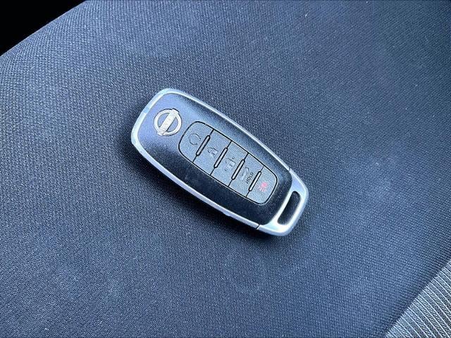 2024 Nissan Sentra SV CVT