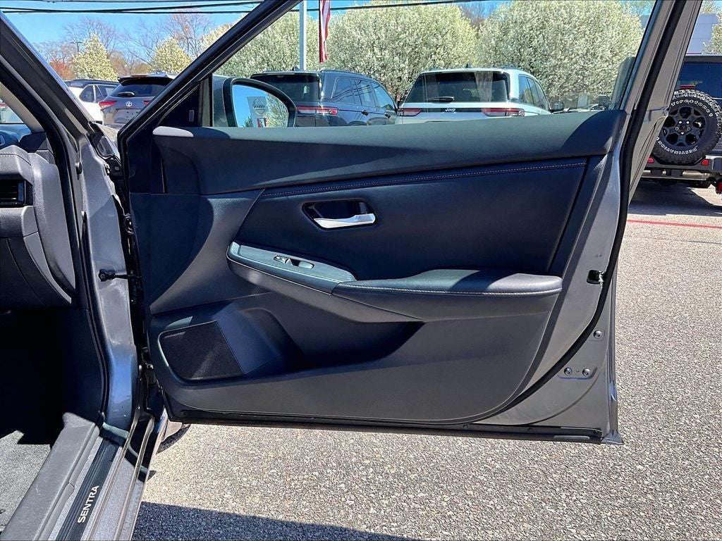 2023 Nissan Sentra SV CVT