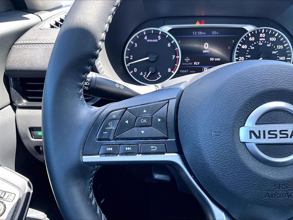 2023 Nissan Sentra SV CVT