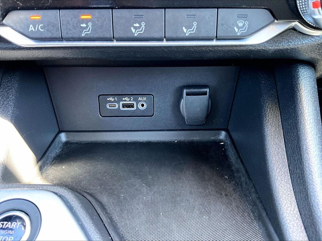 2023 Nissan Sentra SV CVT