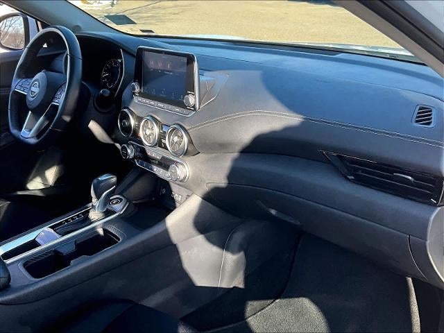 2024 Nissan Sentra SV CVT