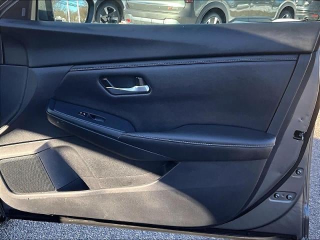 2024 Nissan Sentra SV CVT