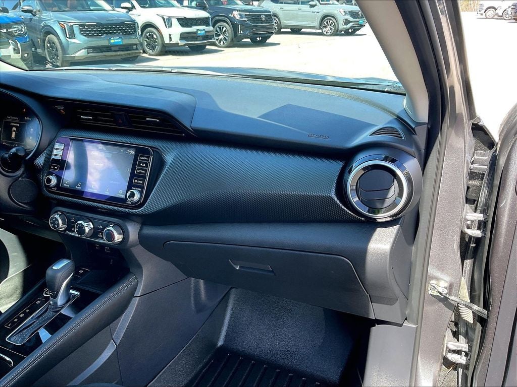 2024 Nissan Kicks SV